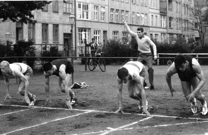 tl_files/verein/bilder/Chronik/Leichtath. 2.jpg tl_files/verein/bilder/Chronik/Leichtath. 2.jpg